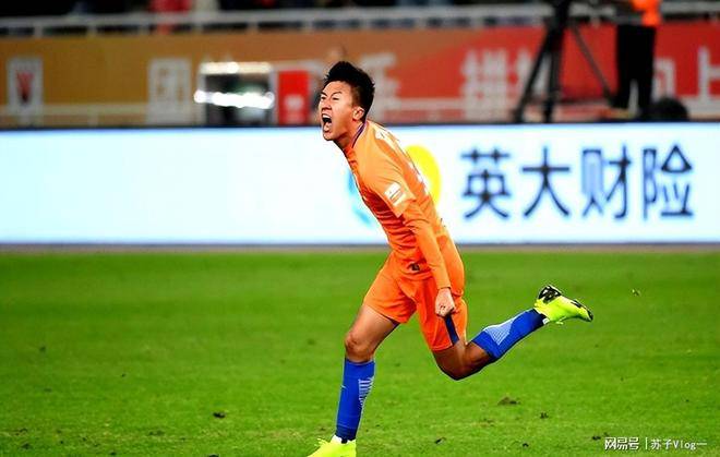 包含广州富力客场逼平山东鲁能，球员表现可圈可点的词条