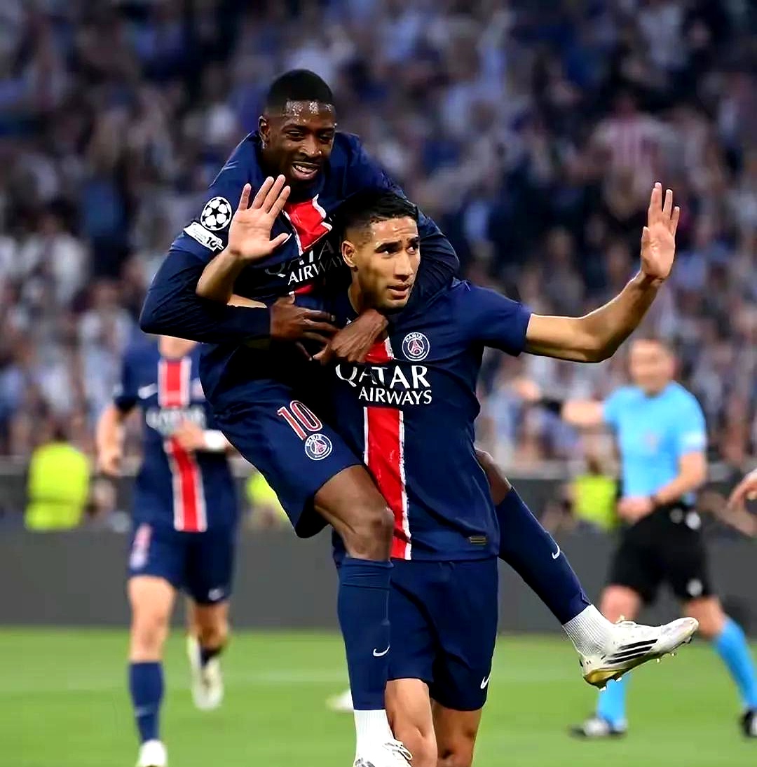 包含巴黎圣日耳曼成功卫冕冠军，再次展现实力的词条