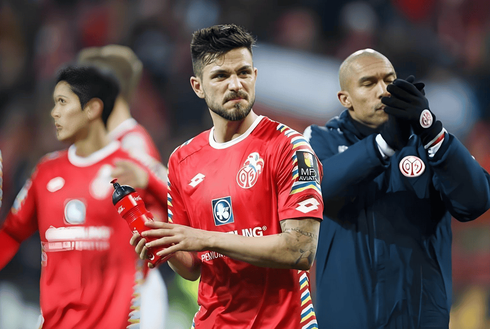 关于击败强敌，拜仁慕尼黑再塑战力的信息