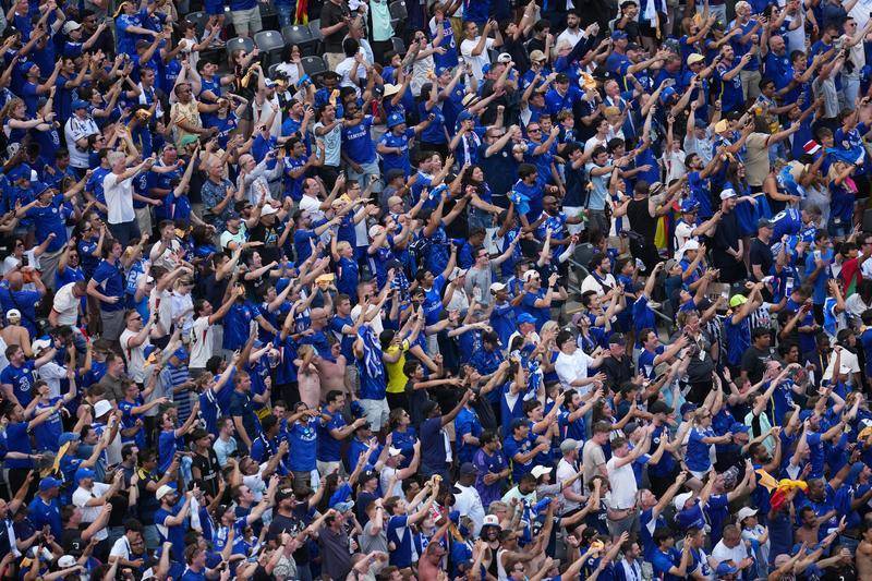 切尔西斗志昂扬，向冠军宝座迈进