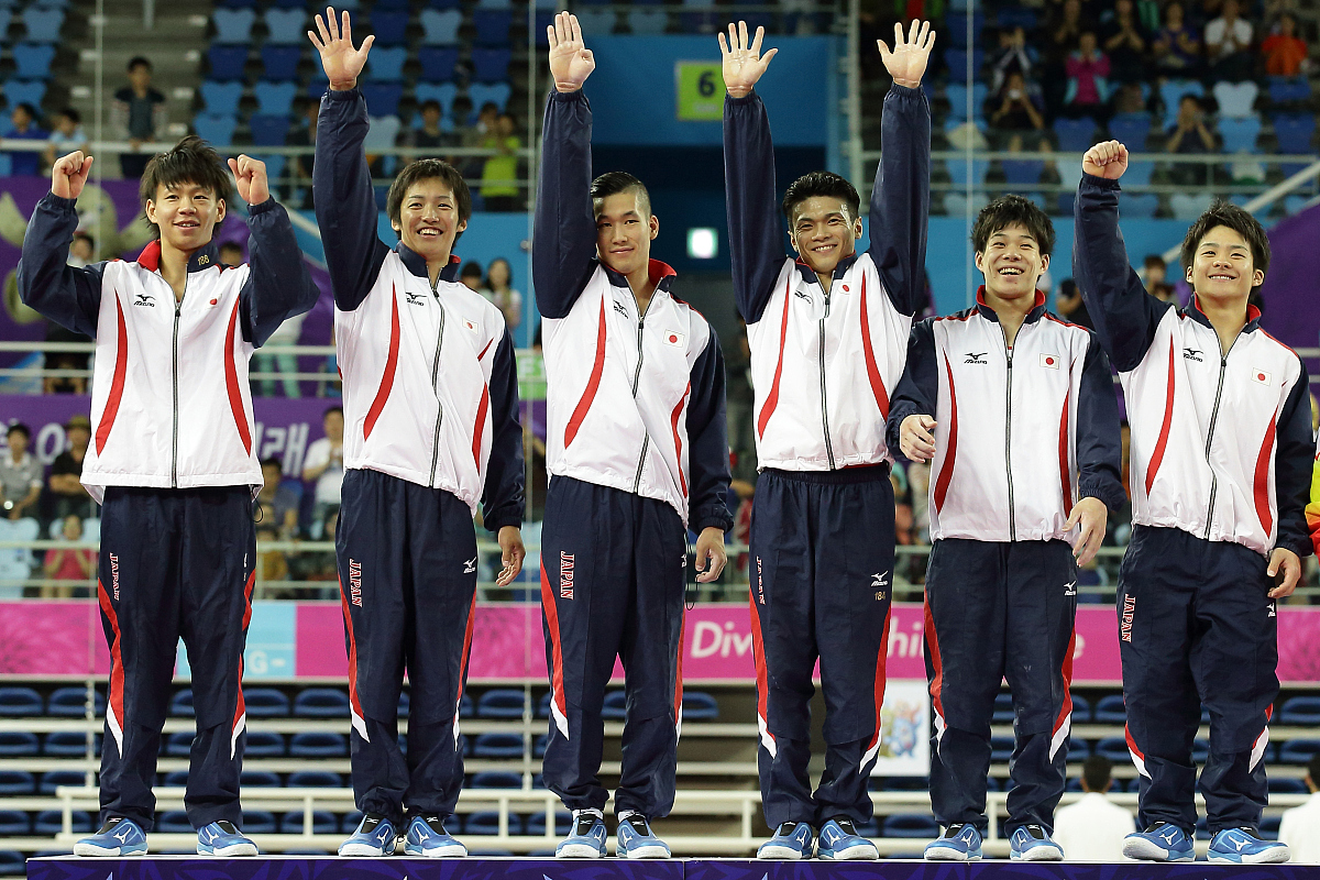 韩国队披荆斩棘,成功晋级国际足球半决赛 韩国队披荆斩棘,成功晋级国际足球半决赛