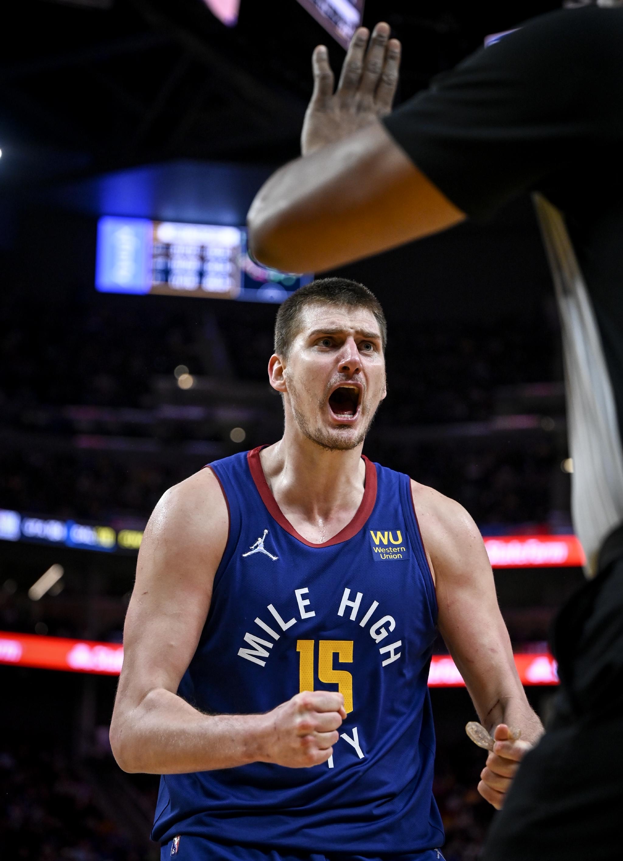 雄鹿逆转掘金,保持不败的简单介绍 雄鹿逆转掘金,保持不败的简单介绍