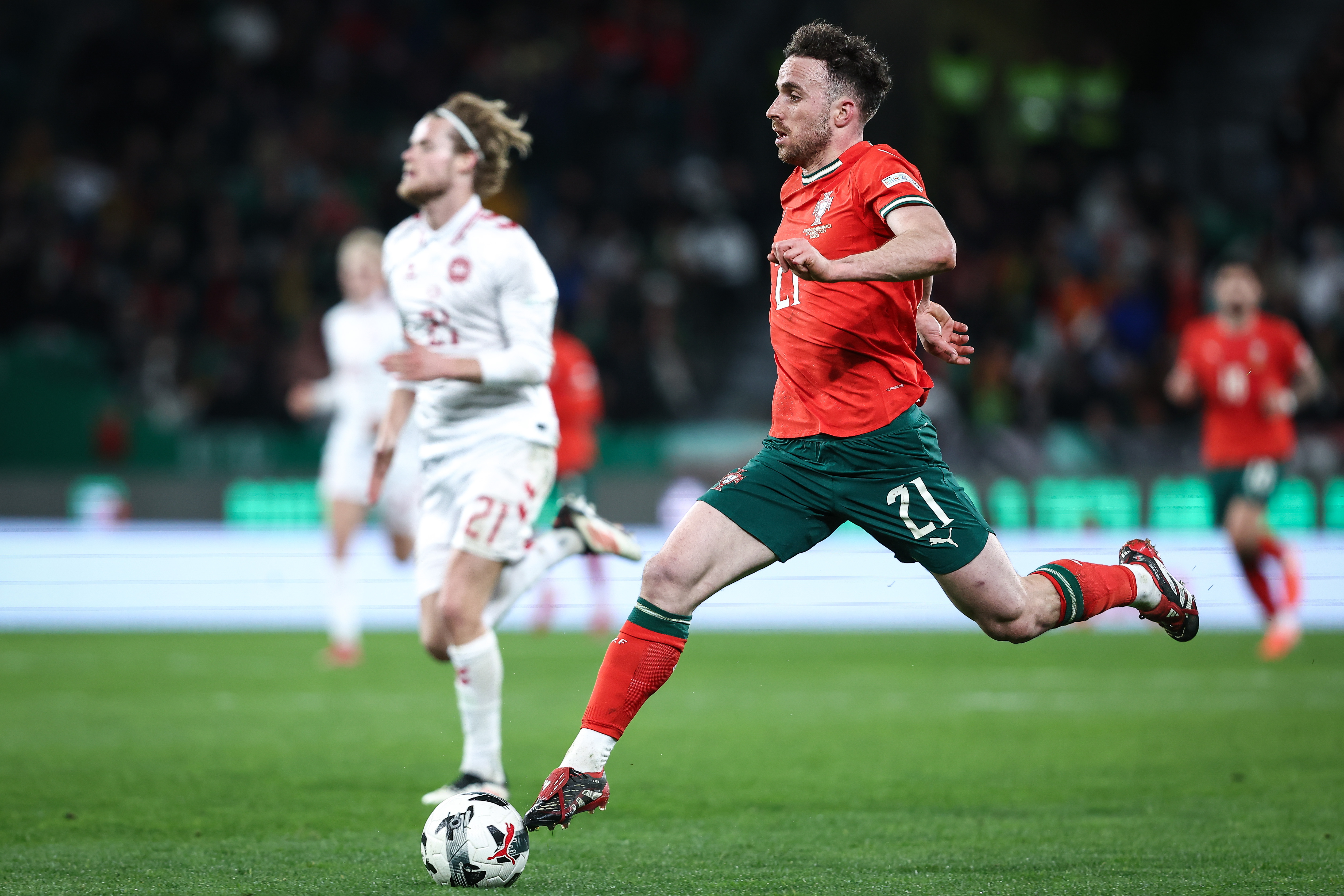 关于葡萄牙小胜瑞典，小组积分领跑依旧完美的信息