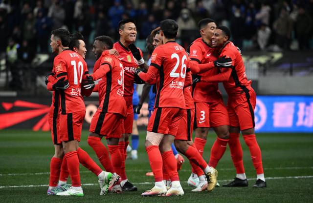 关于竞争激烈,争夺冠军看点十足的信息 关于竞争激烈,争夺冠军看点十足的信息