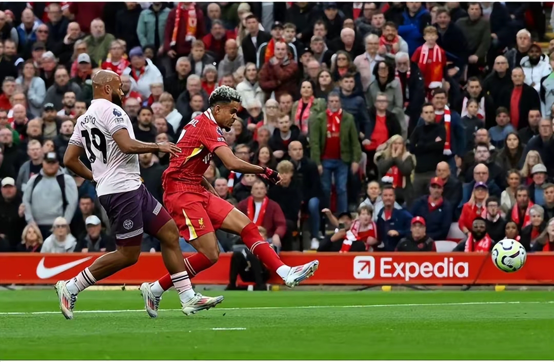 关于利物浦惨败,球迷翻白眼:还能捧杯吗?的信息 关于利物浦惨败,球迷翻白眼:还能捧杯吗?的信息